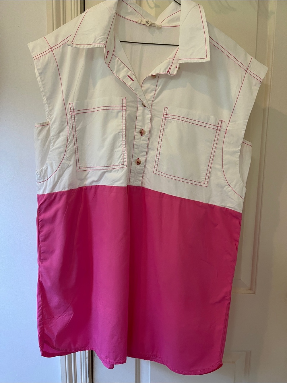 entro White and Hot Pink Colorblock Sleeveless Mini Dress